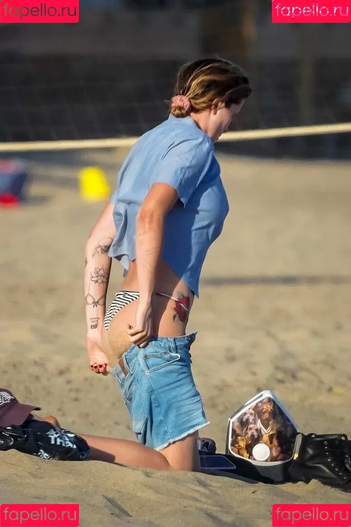 Ireland Baldwin / chloebaldwin... / irelandbasingerbaldwin Onlyfans Photo Gallery 