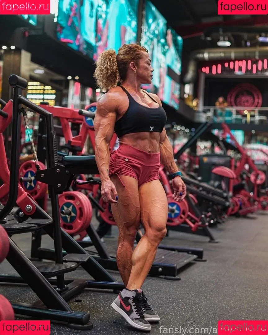 Amy Muscle / Amymuscle / amymusclefit Onlyfans Photo Gallery 