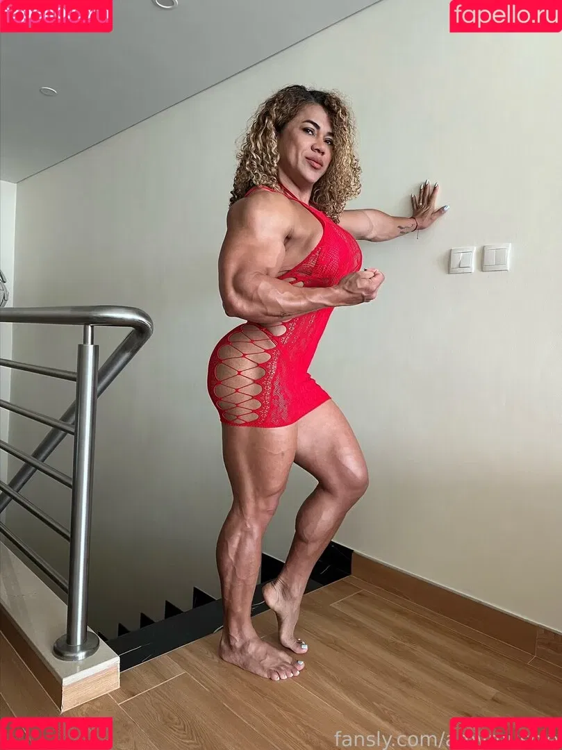 Amy Muscle / Amymuscle / amymusclefit Onlyfans Photo Gallery 
