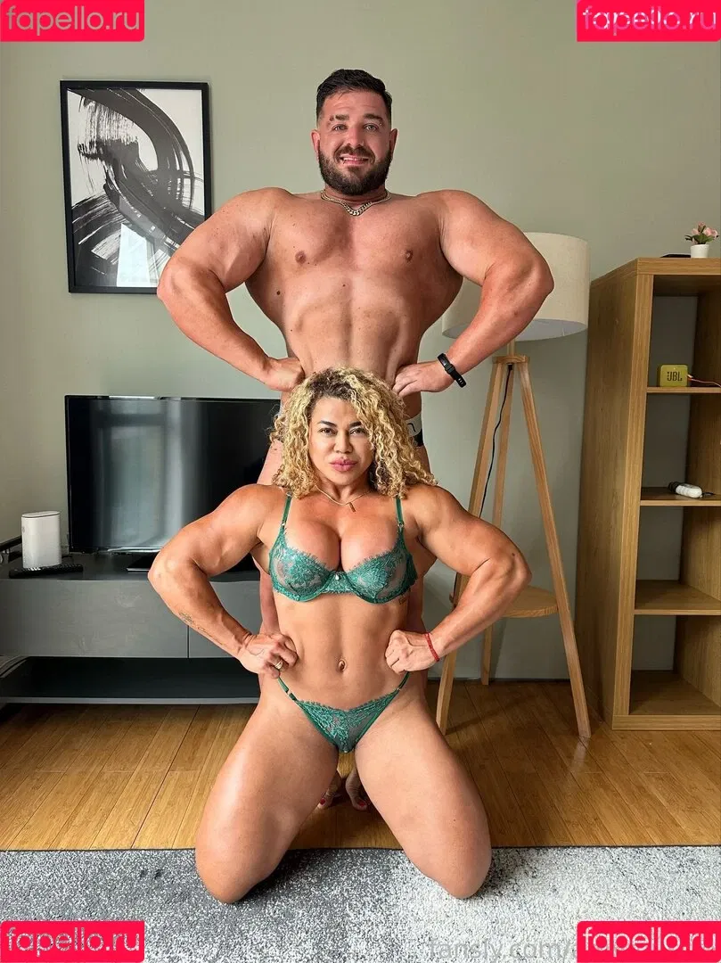 Amy Muscle / Amymuscle / amymusclefit Onlyfans Photo Gallery 