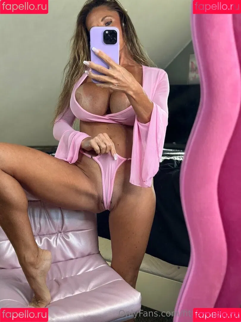 fitt4pleasure / https: / kaitlyn jaynne Onlyfans Photo Gallery 