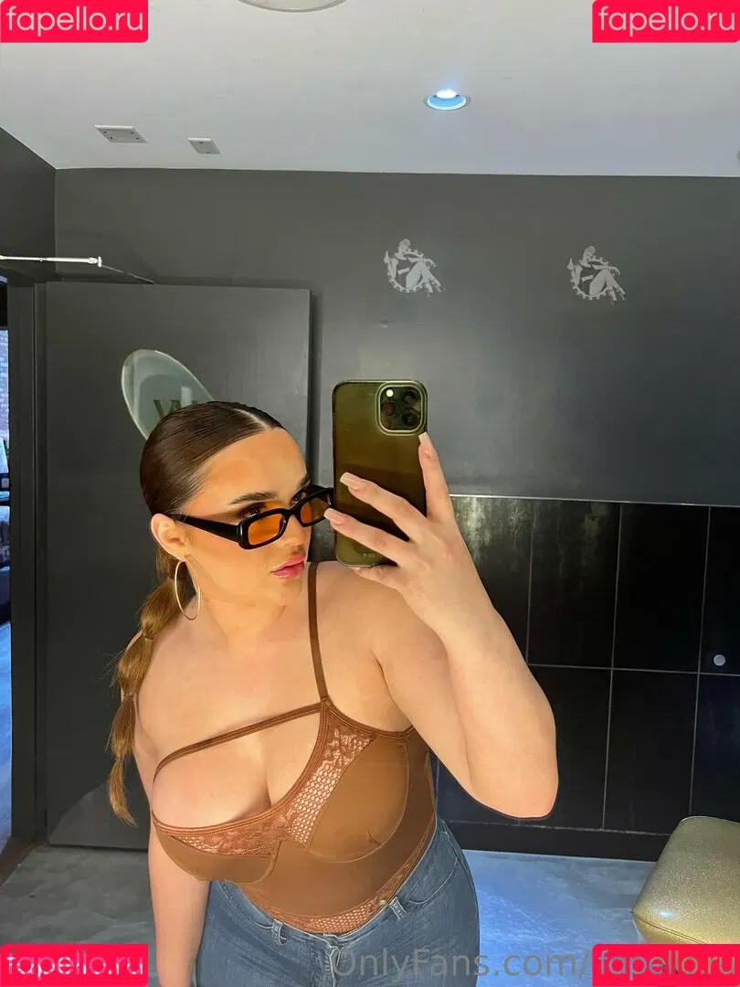 kaliiikakes / misskalikakes Onlyfans Photo Gallery 