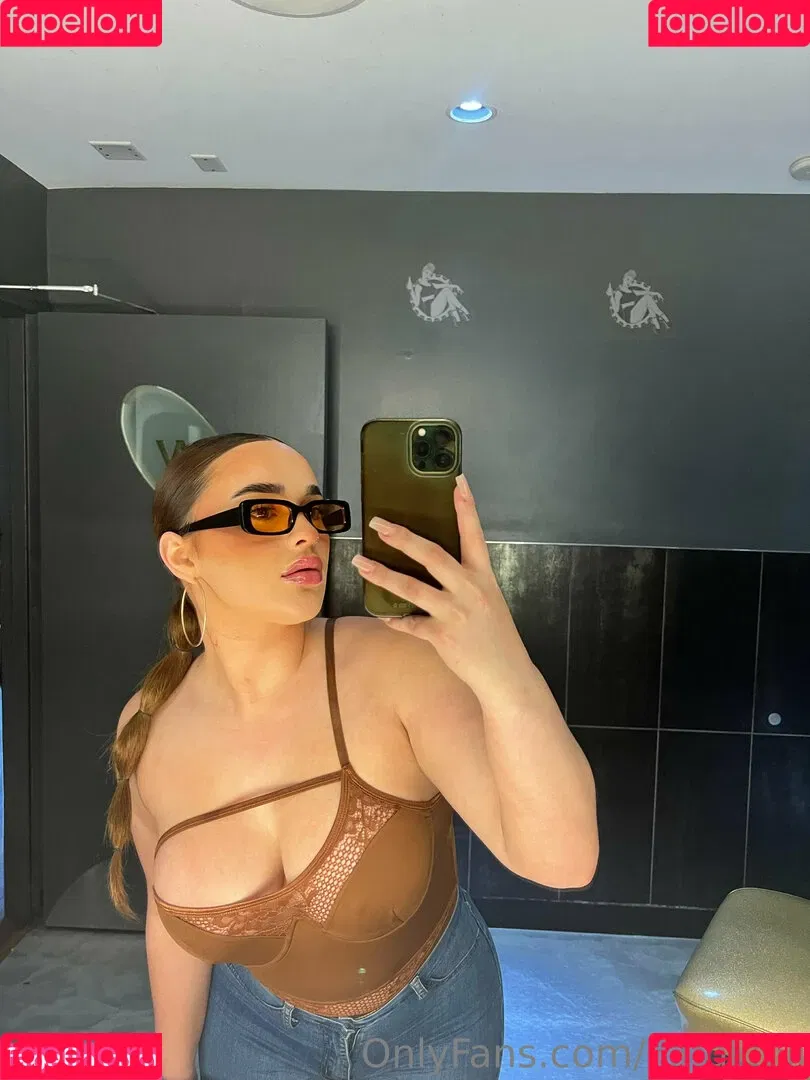 kaliiikakes / misskalikakes Onlyfans Photo Gallery 