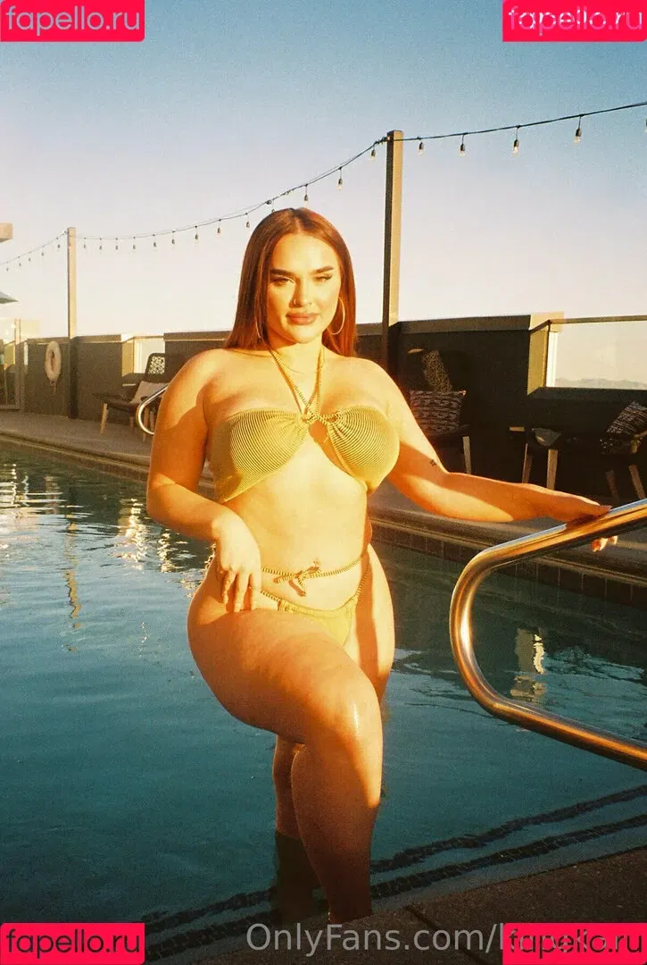 kaliiikakes / misskalikakes Onlyfans Photo Gallery 