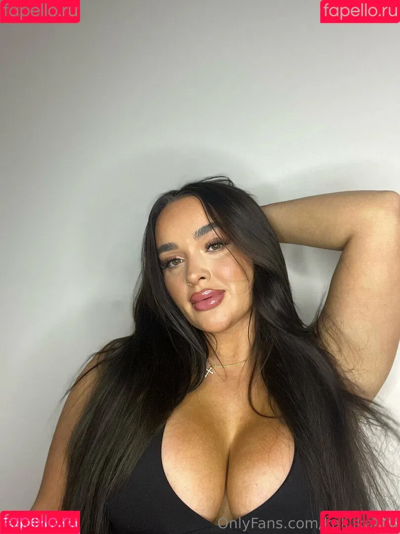 kaliiikakes / misskalikakes Onlyfans Photo Gallery 