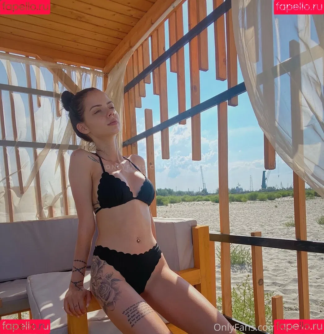 Cutexezra / Ezra / ezra._x_.aradia Onlyfans Photo Gallery 