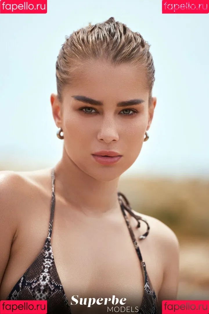 Lilla Katten / Superbe / superbeofficial Onlyfans Photo Gallery 