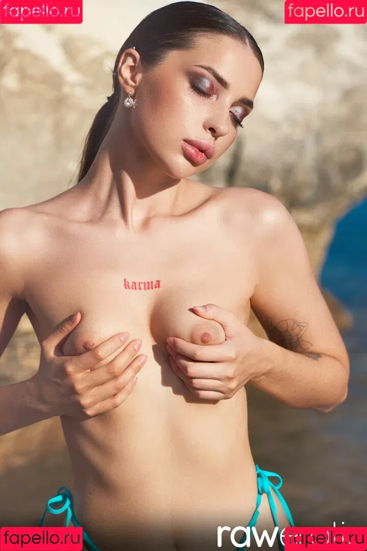 Lilla Katten / Superbe / superbeofficial Onlyfans Photo Gallery 