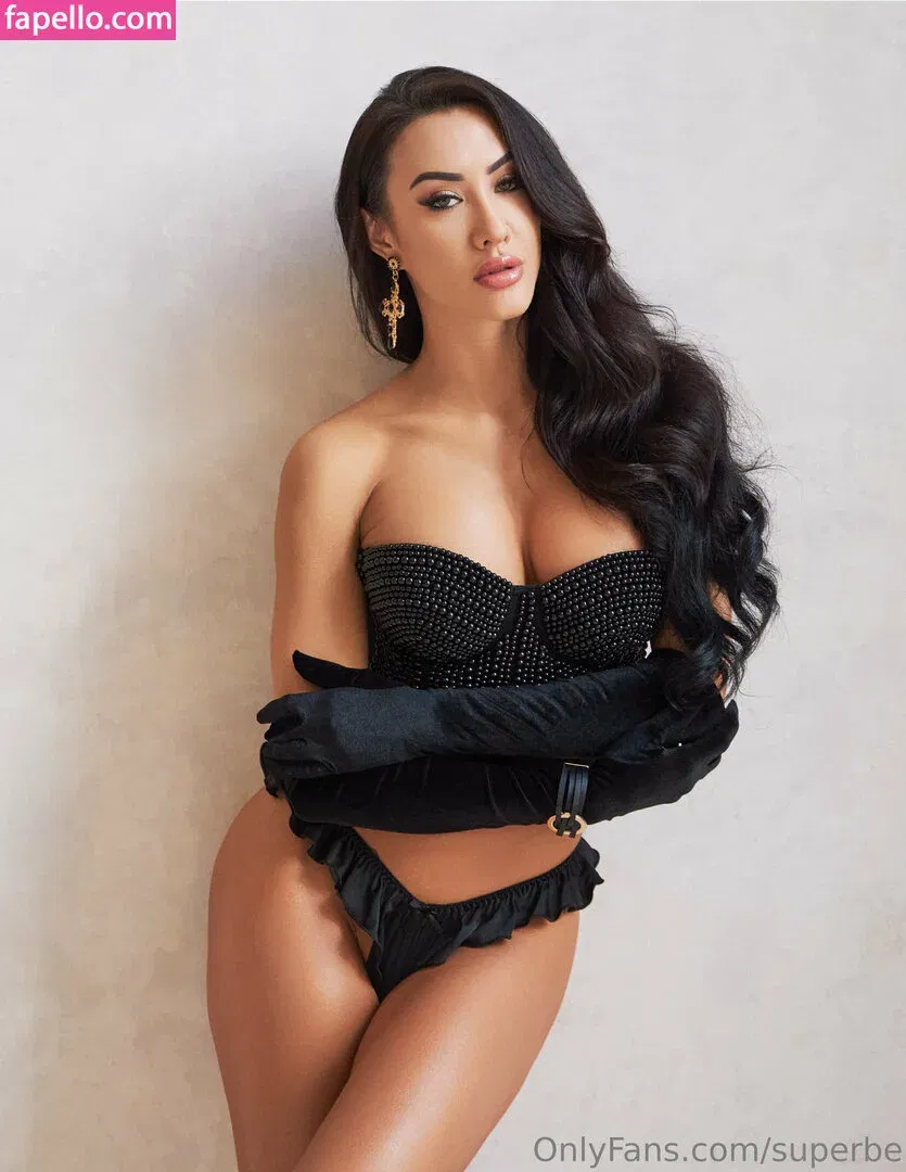 Lilla Katten / Superbe / superbeofficial Onlyfans Photo Gallery 