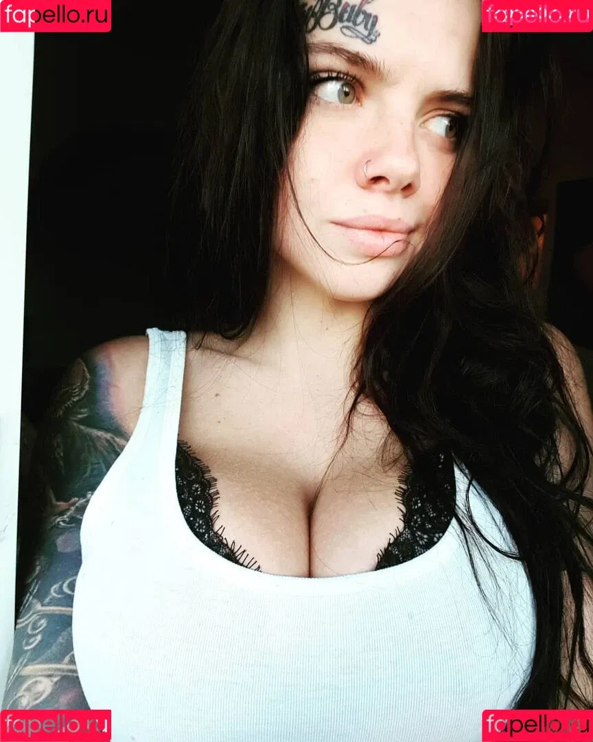 Natalia Polyakova / crybaby6999 / natalia.polyakova / natalipolyakov9 Onlyfans Photo Gallery 