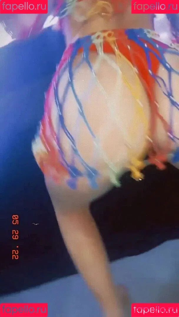 Dezoitou / Mel Maia / mel_maia / melissamelmaia Onlyfans Photo Gallery 