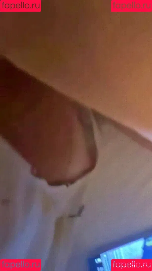 Dezoitou / Mel Maia / mel_maia / melissamelmaia Onlyfans Photo Gallery 