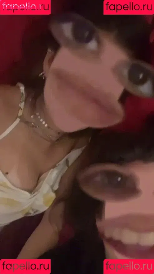 Dezoitou / Mel Maia / mel_maia / melissamelmaia Onlyfans Photo Gallery 