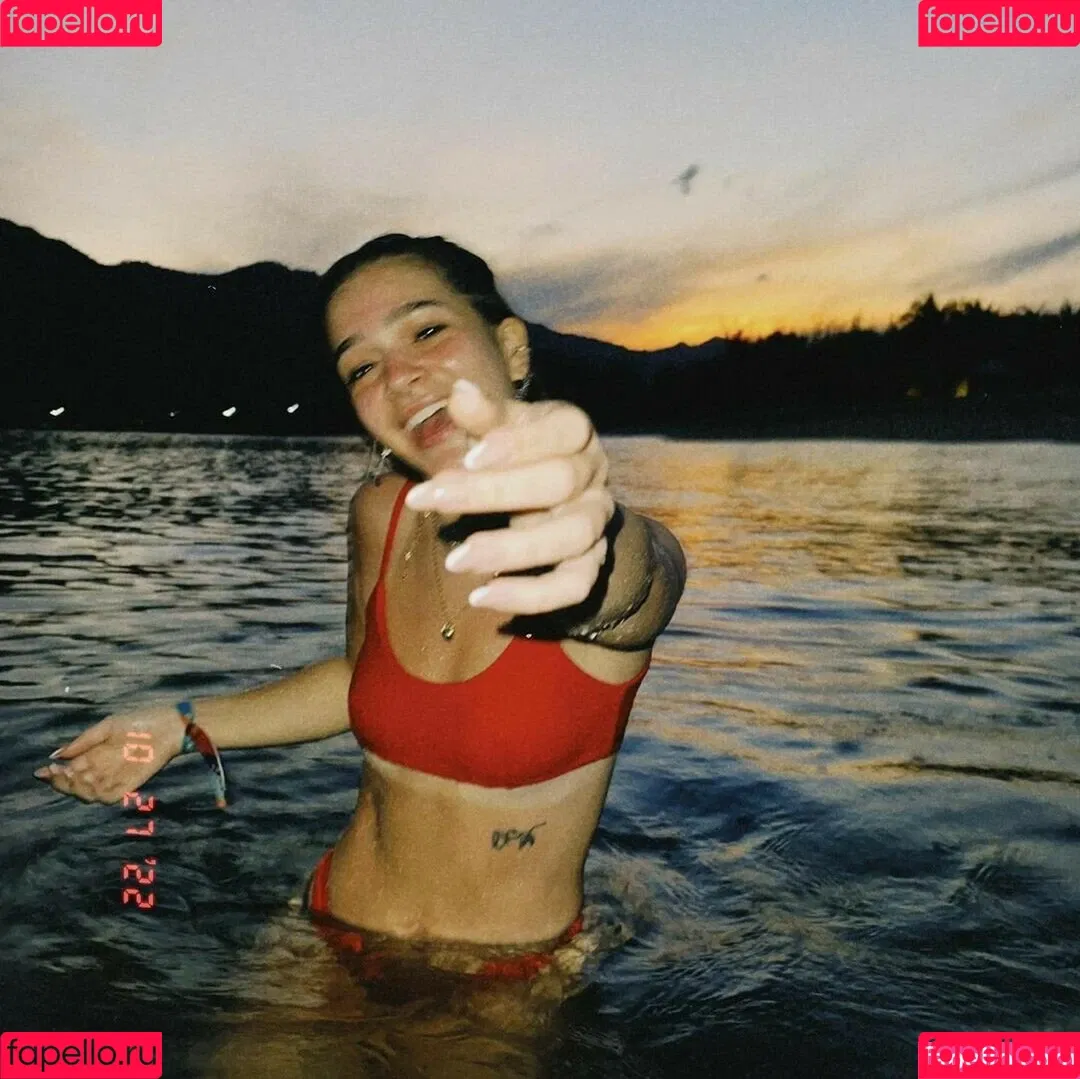 Dezoitou / Mel Maia / mel_maia / melissamelmaia Onlyfans Photo Gallery 