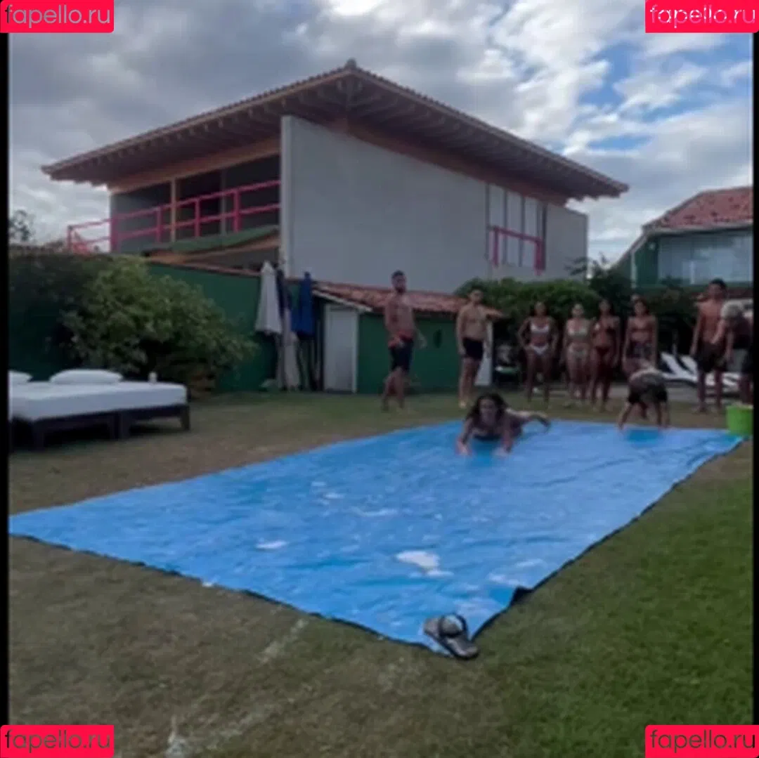 Dezoitou / Mel Maia / mel_maia / melissamelmaia Onlyfans Photo Gallery 