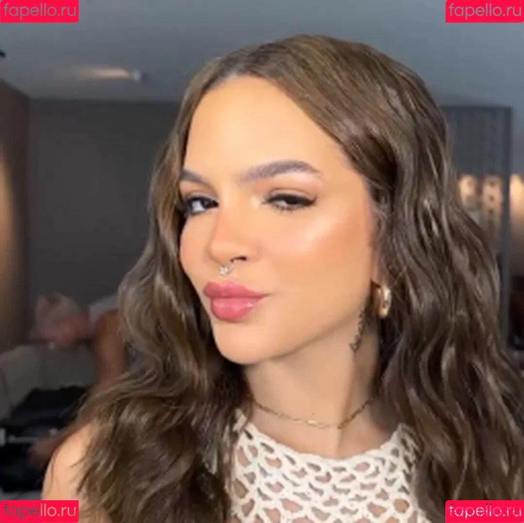 Dezoitou / Mel Maia / mel_maia / melissamelmaia Onlyfans Photo Gallery 