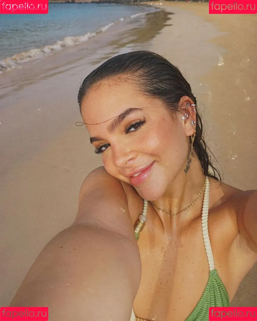 Dezoitou / Mel Maia / mel_maia / melissamelmaia Onlyfans Photo Gallery 