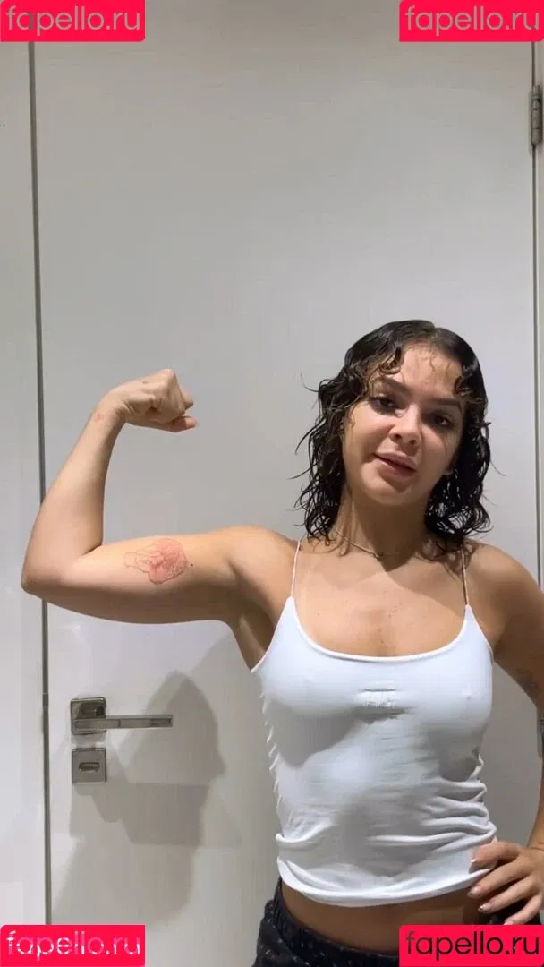 Dezoitou / Mel Maia / mel_maia / melissamelmaia Onlyfans Photo Gallery 