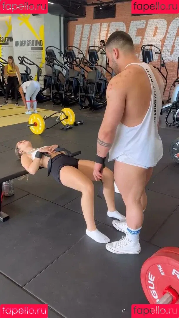 Dezoitou / Mel Maia / mel_maia / melissamelmaia Onlyfans Photo Gallery 