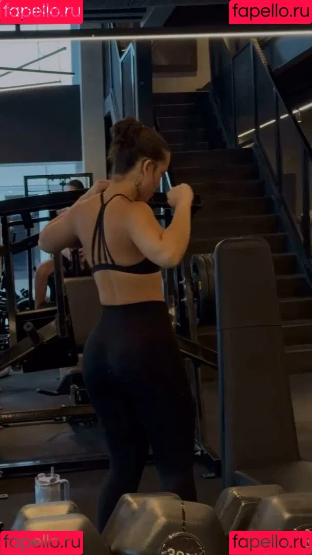 Dezoitou / Mel Maia / mel_maia / melissamelmaia Onlyfans Photo Gallery 