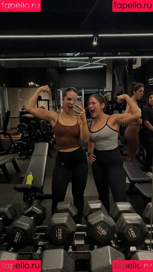 Dezoitou / Mel Maia / mel_maia / melissamelmaia Onlyfans Photo Gallery 