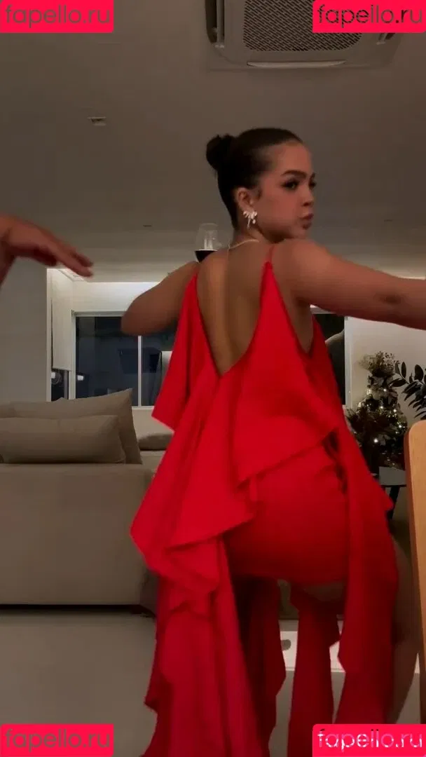 Dezoitou / Mel Maia / mel_maia / melissamelmaia Onlyfans Photo Gallery 