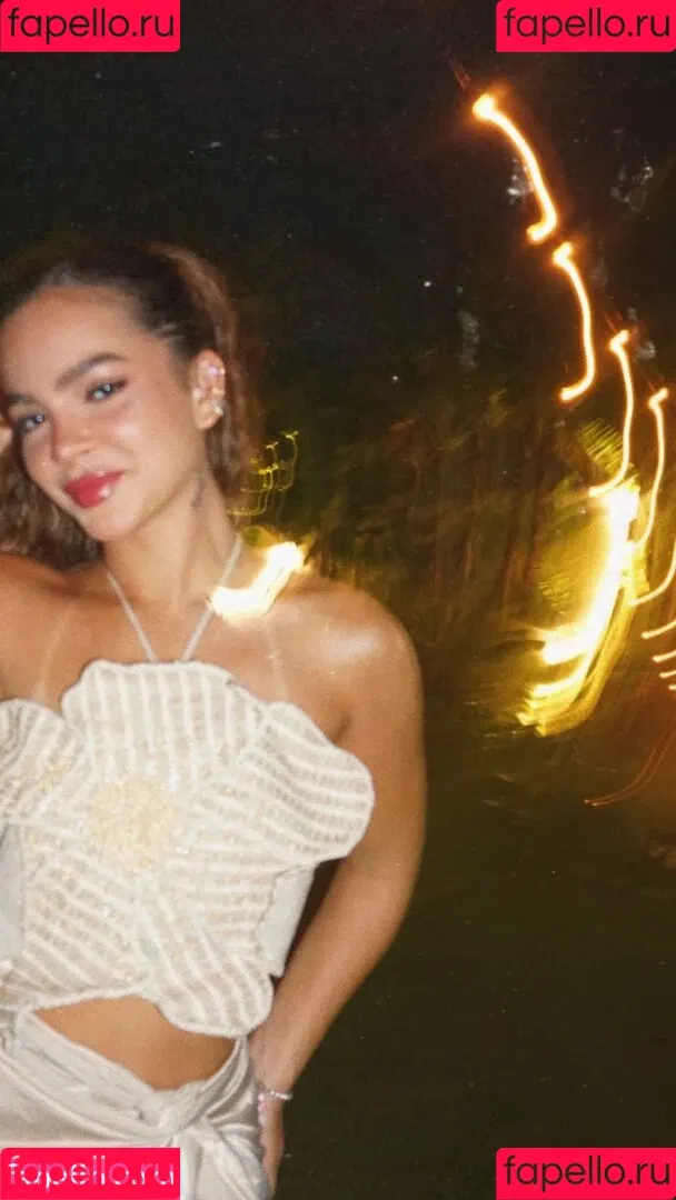 Dezoitou / Mel Maia / mel_maia / melissamelmaia Onlyfans Photo Gallery 