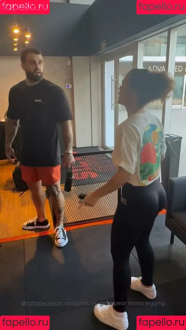 Dezoitou / Mel Maia / mel_maia / melissamelmaia Onlyfans Photo Gallery 