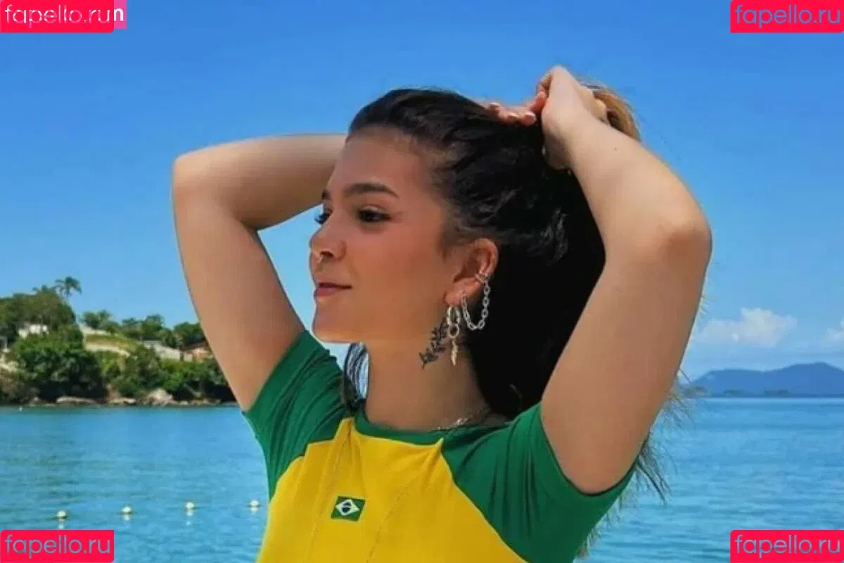 Dezoitou / Mel Maia / mel_maia / melissamelmaia Onlyfans Photo Gallery 