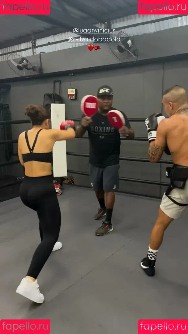 Dezoitou / Mel Maia / mel_maia / melissamelmaia Onlyfans Photo Gallery 