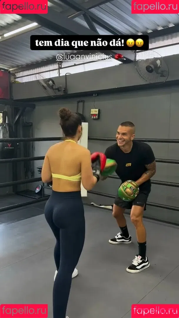 Dezoitou / Mel Maia / mel_maia / melissamelmaia Onlyfans Photo Gallery 