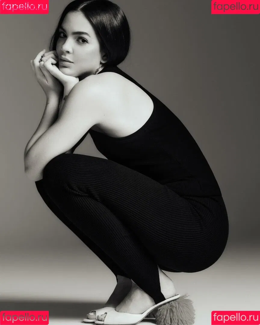 Dezoitou / Mel Maia / mel_maia / melissamelmaia Onlyfans Photo Gallery 