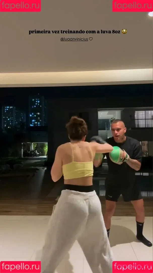 Dezoitou / Mel Maia / mel_maia / melissamelmaia Onlyfans Photo Gallery 