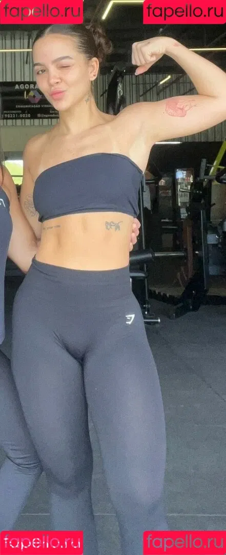 Dezoitou / Mel Maia / mel_maia / melissamelmaia Onlyfans Photo Gallery 