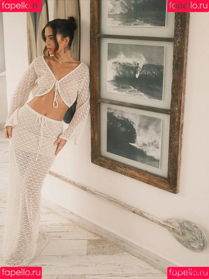 Dezoitou / Mel Maia / mel_maia / melissamelmaia Onlyfans Photo Gallery 