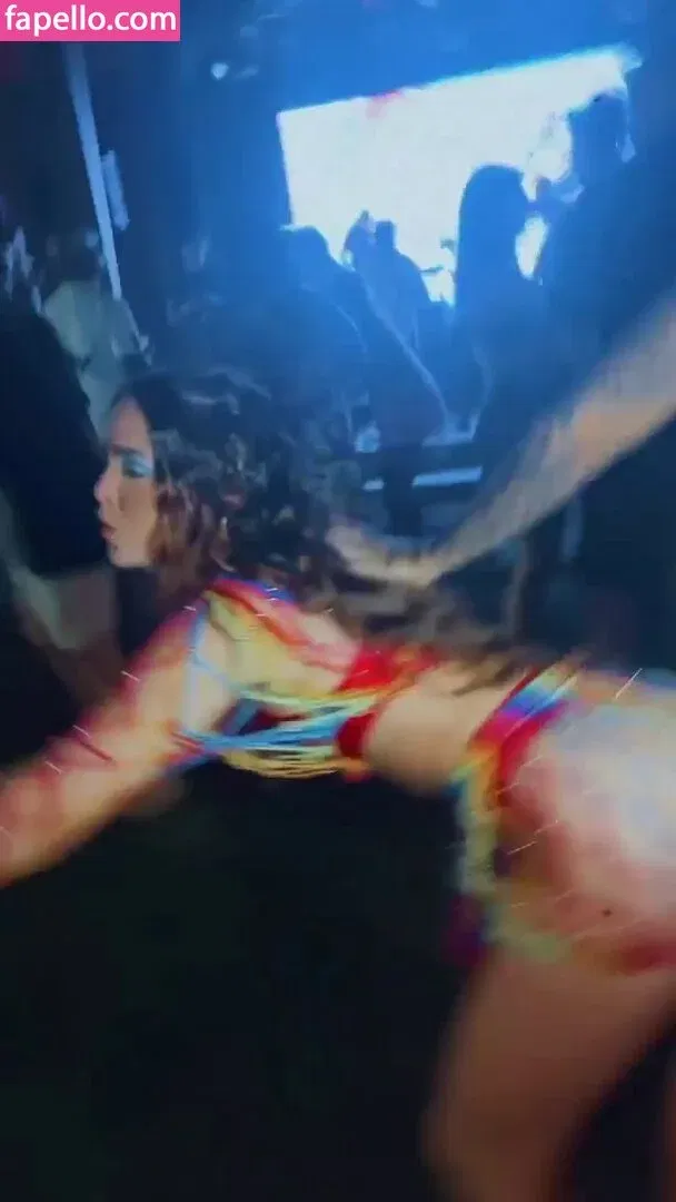 Dezoitou / Mel Maia / mel_maia / melissamelmaia Onlyfans Photo Gallery 