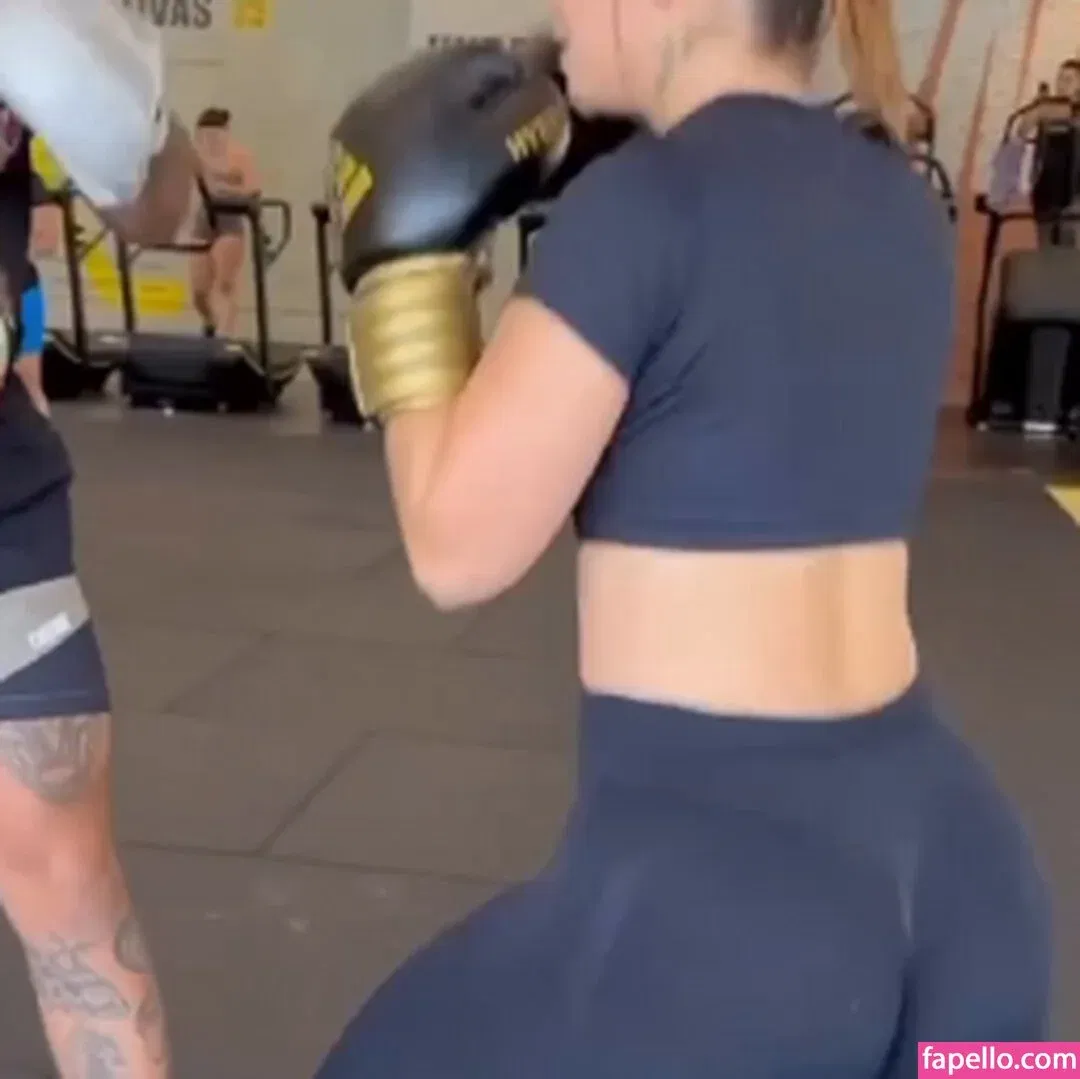 Dezoitou / Mel Maia / mel_maia / melissamelmaia Onlyfans Photo Gallery 