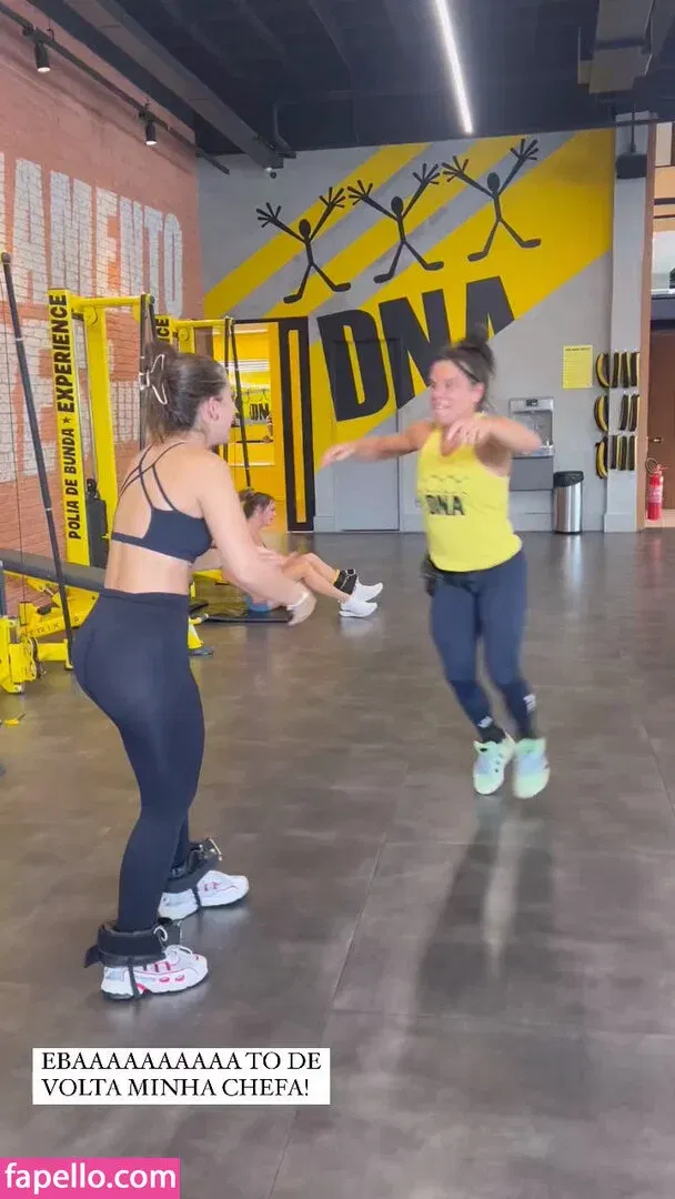 Dezoitou / Mel Maia / mel_maia / melissamelmaia Onlyfans Photo Gallery 