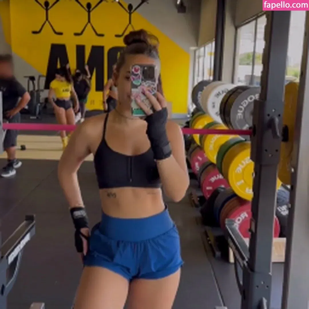 Dezoitou / Mel Maia / mel_maia / melissamelmaia Onlyfans Photo Gallery 