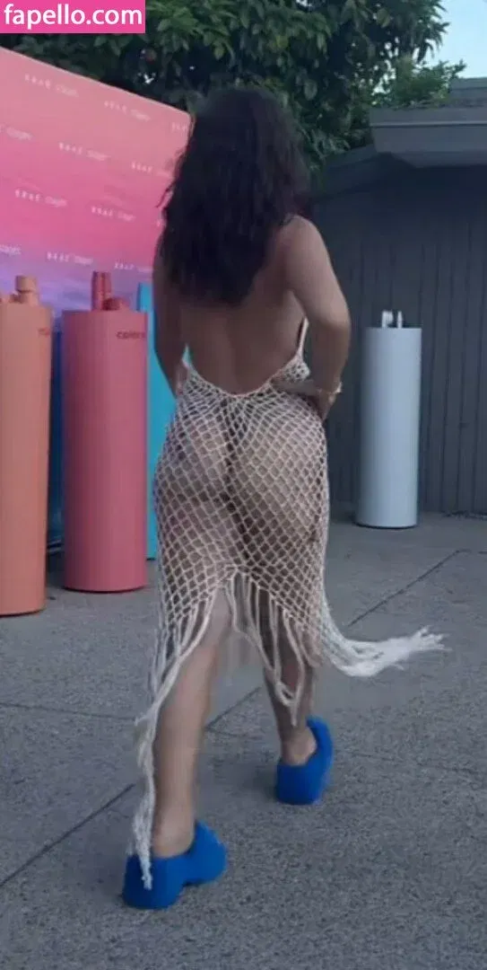 Dezoitou / Mel Maia / mel_maia / melissamelmaia Onlyfans Photo Gallery 