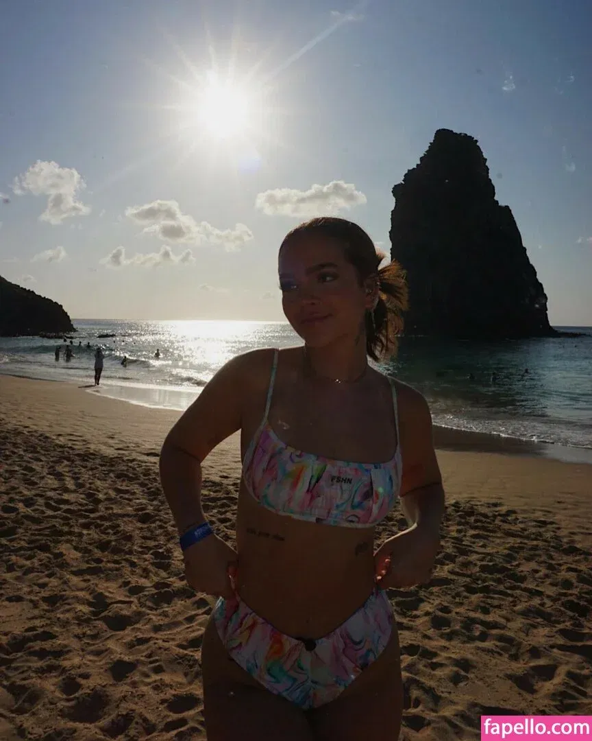 Dezoitou / Mel Maia / mel_maia / melissamelmaia Onlyfans Photo Gallery 