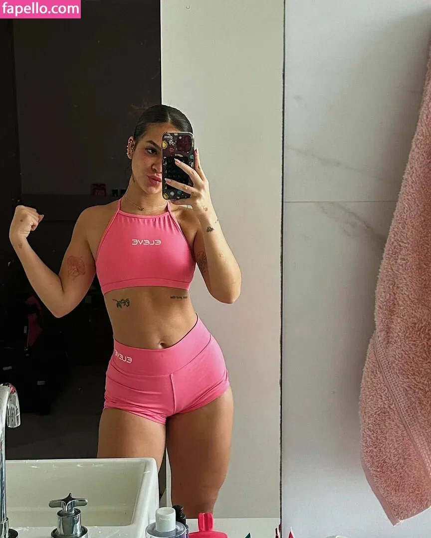 Dezoitou / Mel Maia / mel_maia / melissamelmaia Onlyfans Photo Gallery 