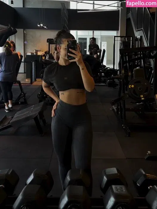 Dezoitou / Mel Maia / mel_maia / melissamelmaia Onlyfans Photo Gallery 