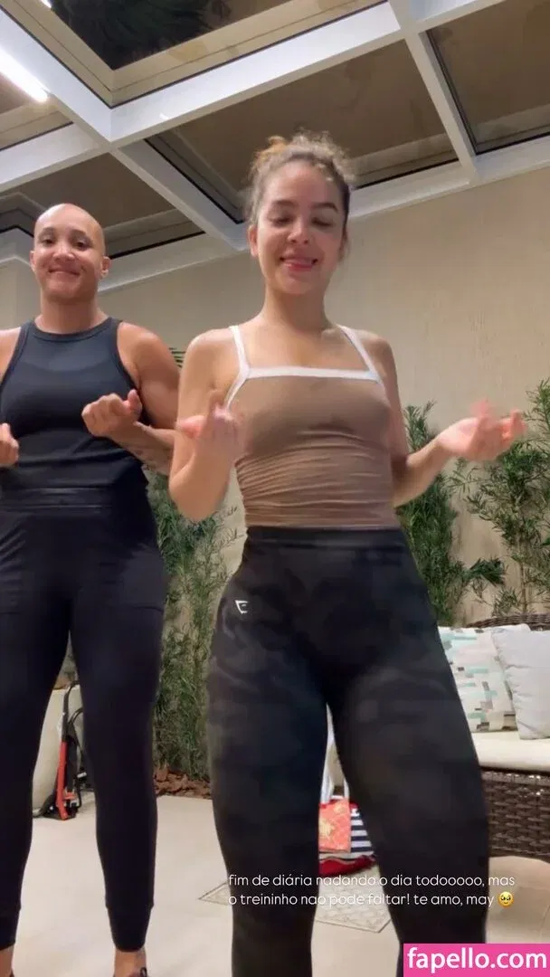 Dezoitou / Mel Maia / mel_maia / melissamelmaia Onlyfans Photo Gallery 