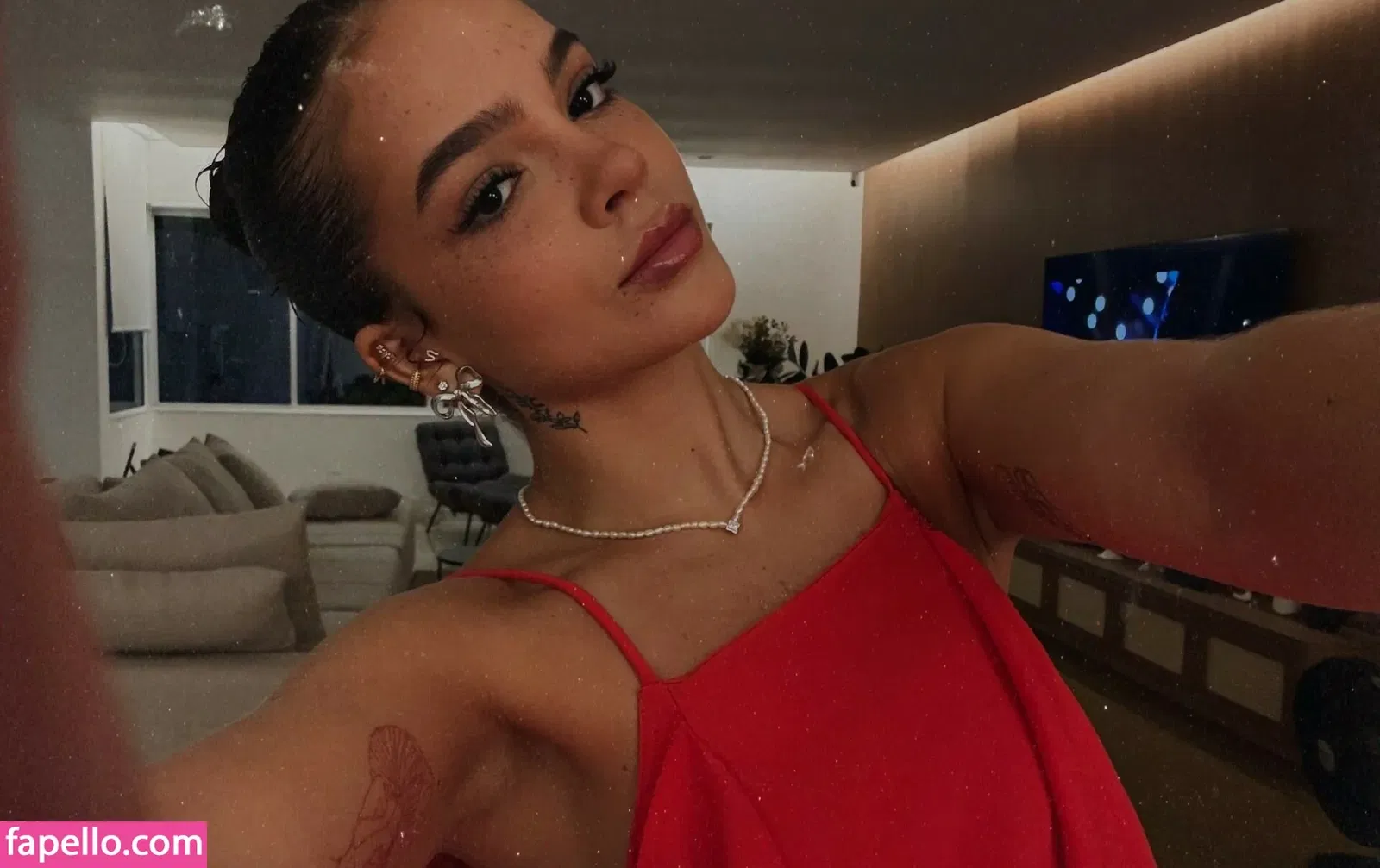 Dezoitou / Mel Maia / mel_maia / melissamelmaia Onlyfans Photo Gallery 