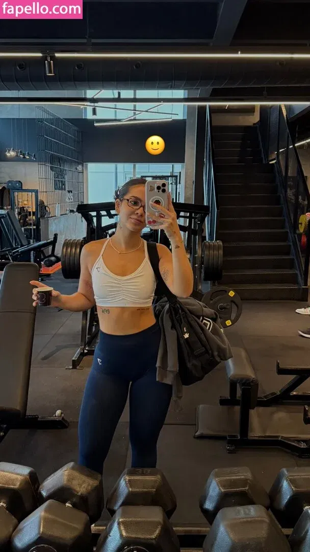 Dezoitou / Mel Maia / mel_maia / melissamelmaia Onlyfans Photo Gallery 