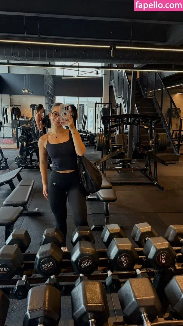 Dezoitou / Mel Maia / mel_maia / melissamelmaia Onlyfans Photo Gallery 