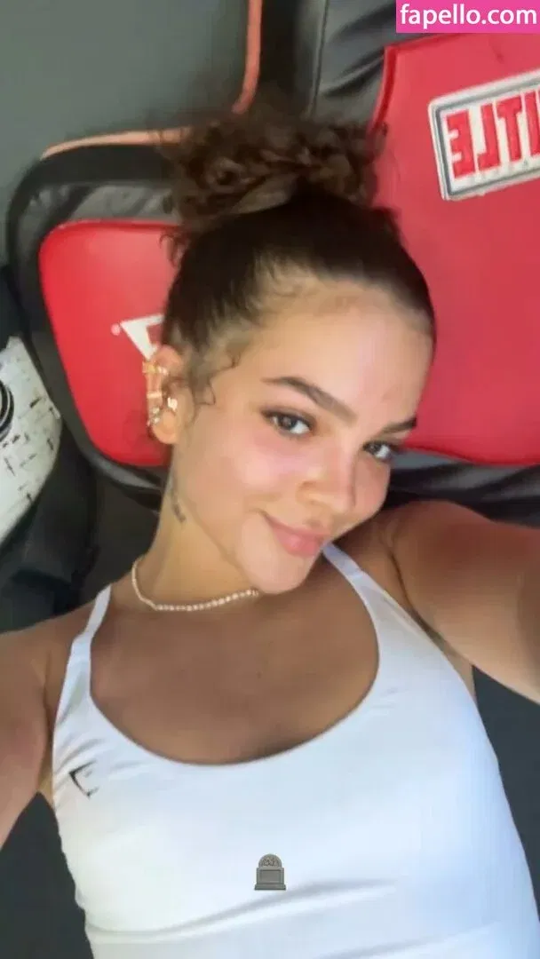 Dezoitou / Mel Maia / mel_maia / melissamelmaia Onlyfans Photo Gallery 