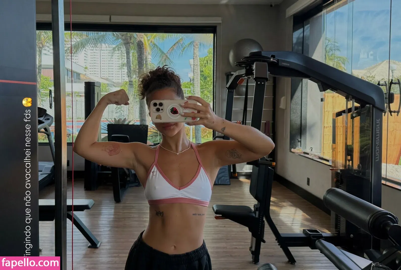 Dezoitou / Mel Maia / mel_maia / melissamelmaia Onlyfans Photo Gallery 