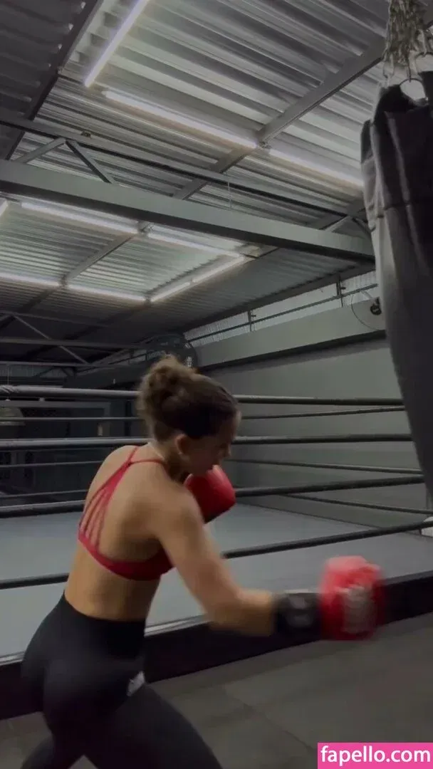 Dezoitou / Mel Maia / mel_maia / melissamelmaia Onlyfans Photo Gallery 